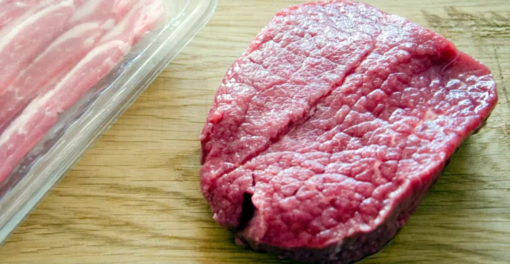 М’ясо в спеку – як захистити від псування
